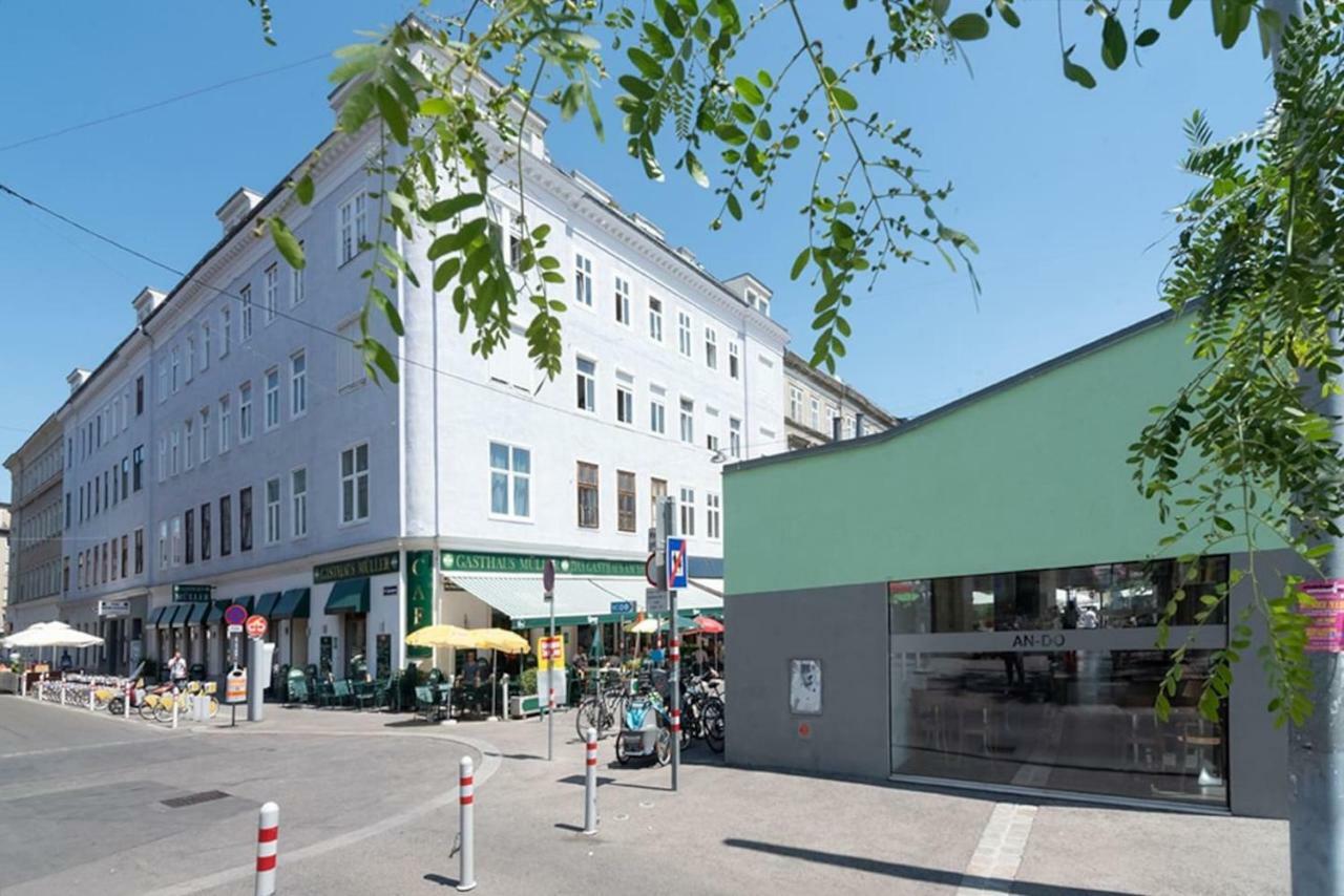 Sophies Place Yppenplatz - Imperial Lifestyle City Apartments Vienna Parking エクステリア 写真